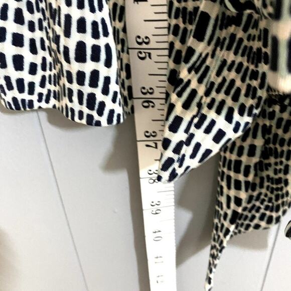 Tory Burch Gray Printed Ivette 100% Silk Jersey Short Sleeve Wrap Dress XS - Picture 5 of 9